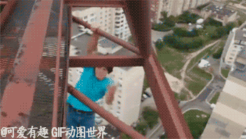 孩纸,恐高不?想当超人吧