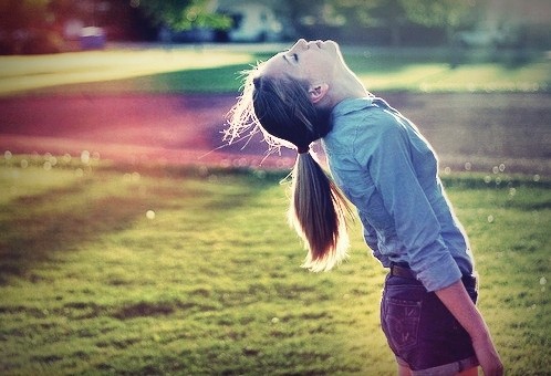 【樱子】青春是一本太仓促的书,我们含着泪,一