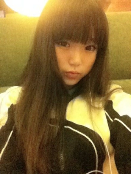 <em>木耳鲍照</em>写真